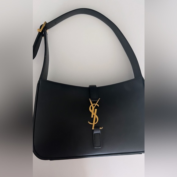 Saint Laurent 5 a 7 in smooth leather - Picture 7 of 8